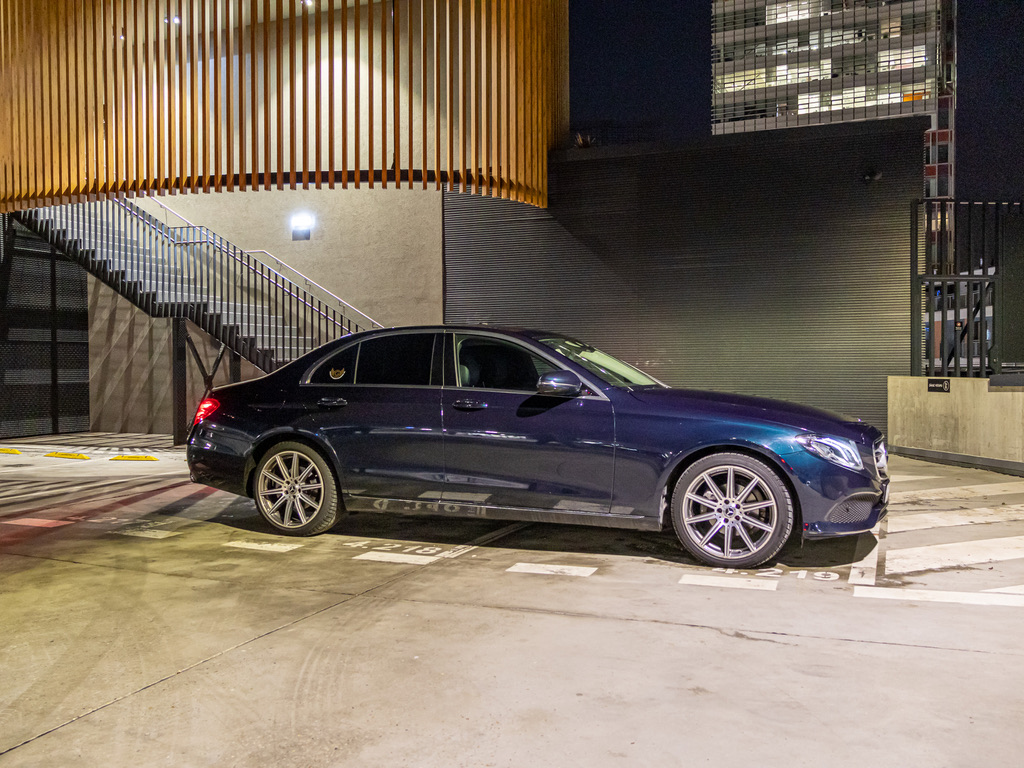 Mercedes-Benz E-Class Sedan - Side